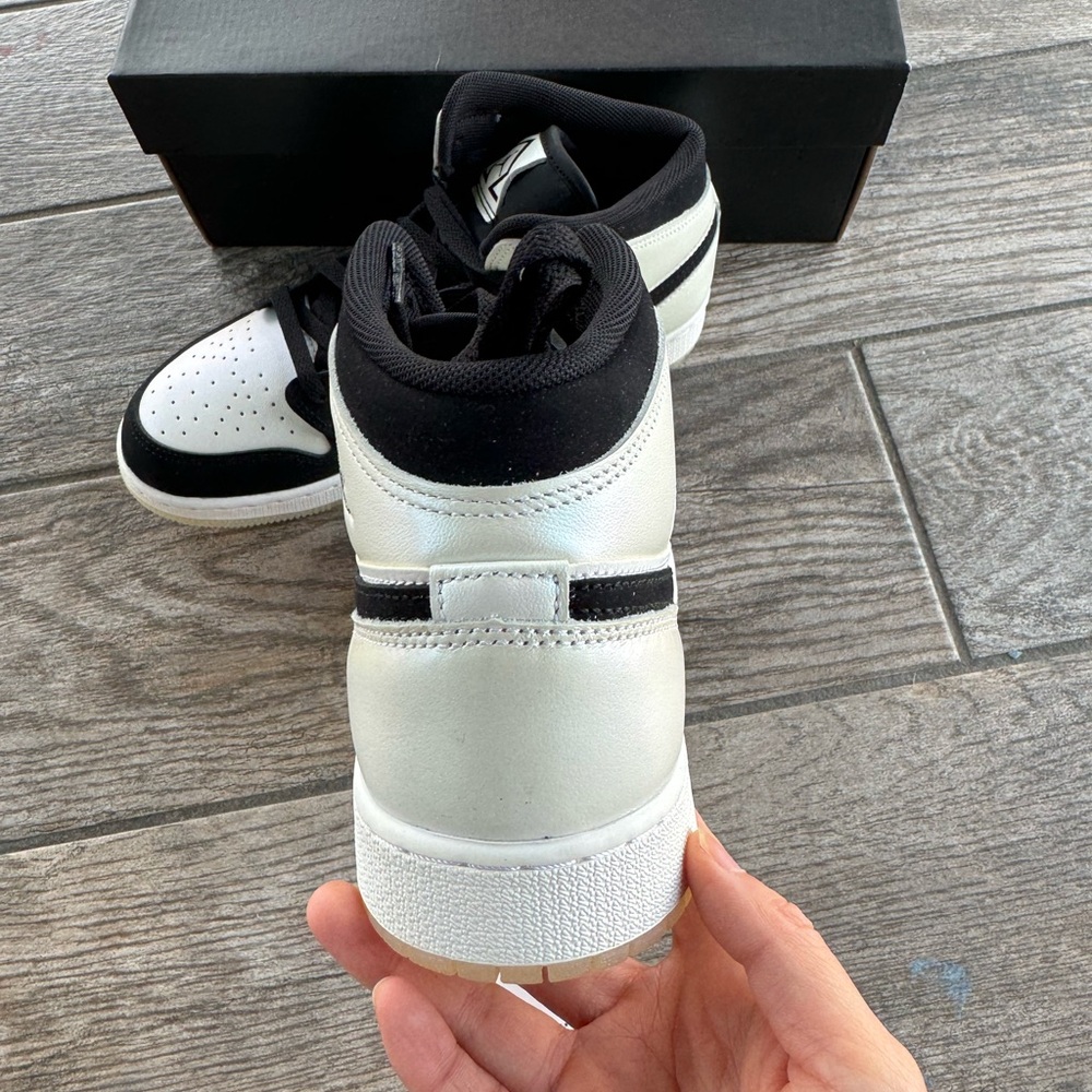 Brand New Jordan 1 Mid Diamond Shorts Black White Big Kids Shoes DN4321-100 - Picture 3 of 9